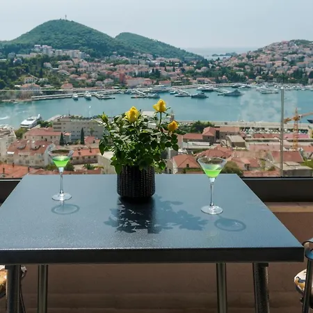 Apartament Makris No1
