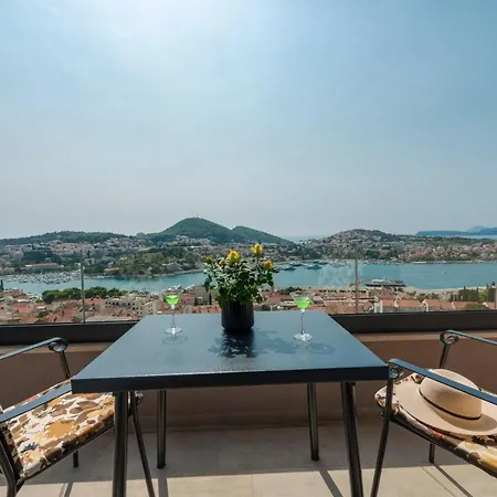 Apartament Makris No1